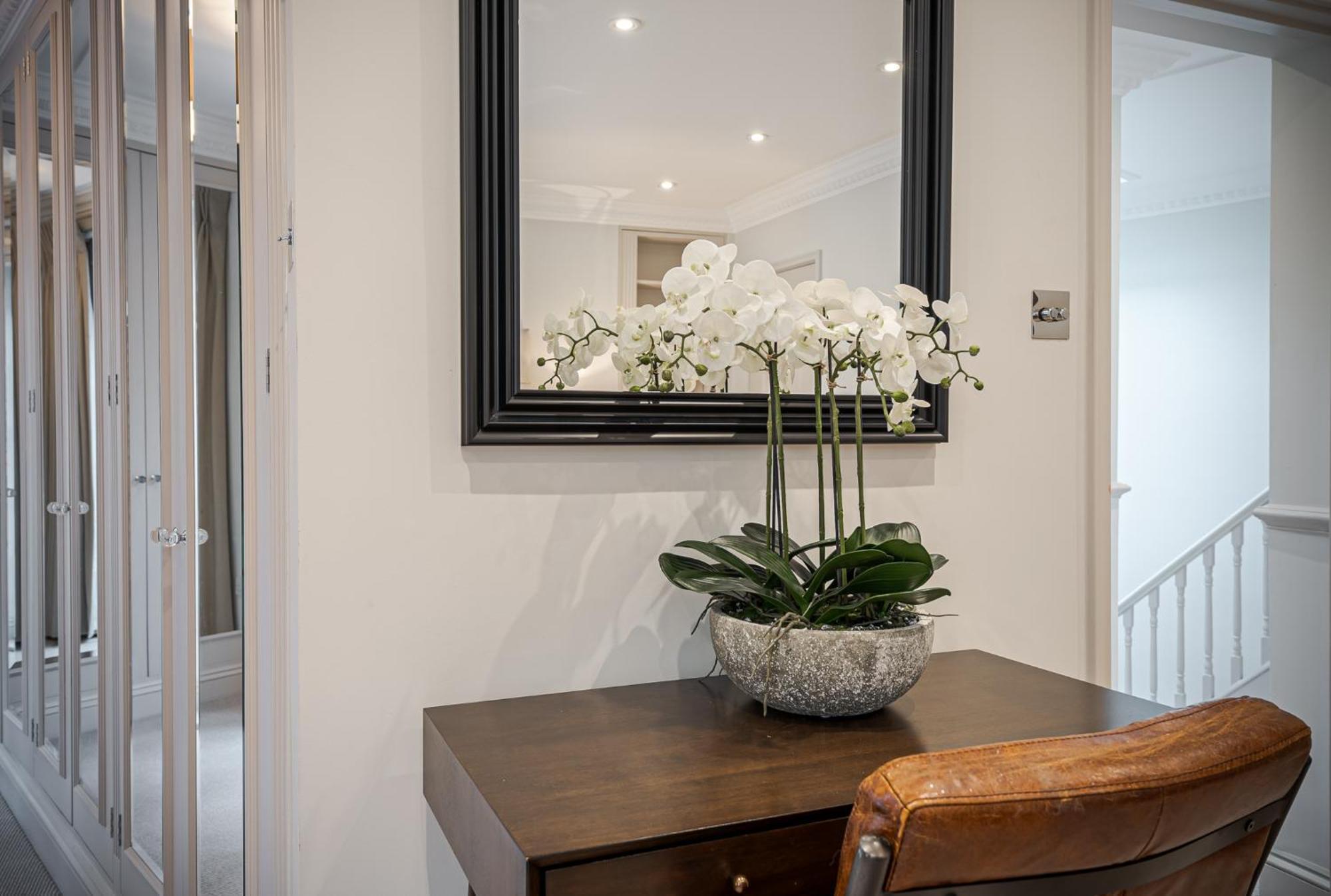 Modern 3 Bedroom Luxury House With Garage In Central London Eksteriør billede