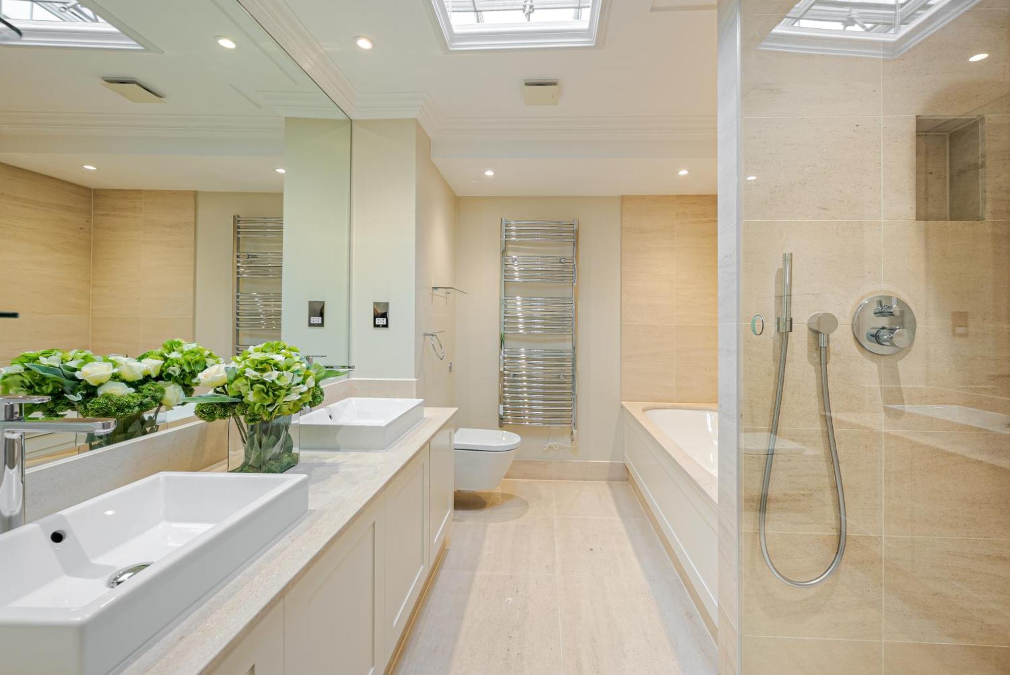 Modern 3 Bedroom Luxury House With Garage In Central London Eksteriør billede