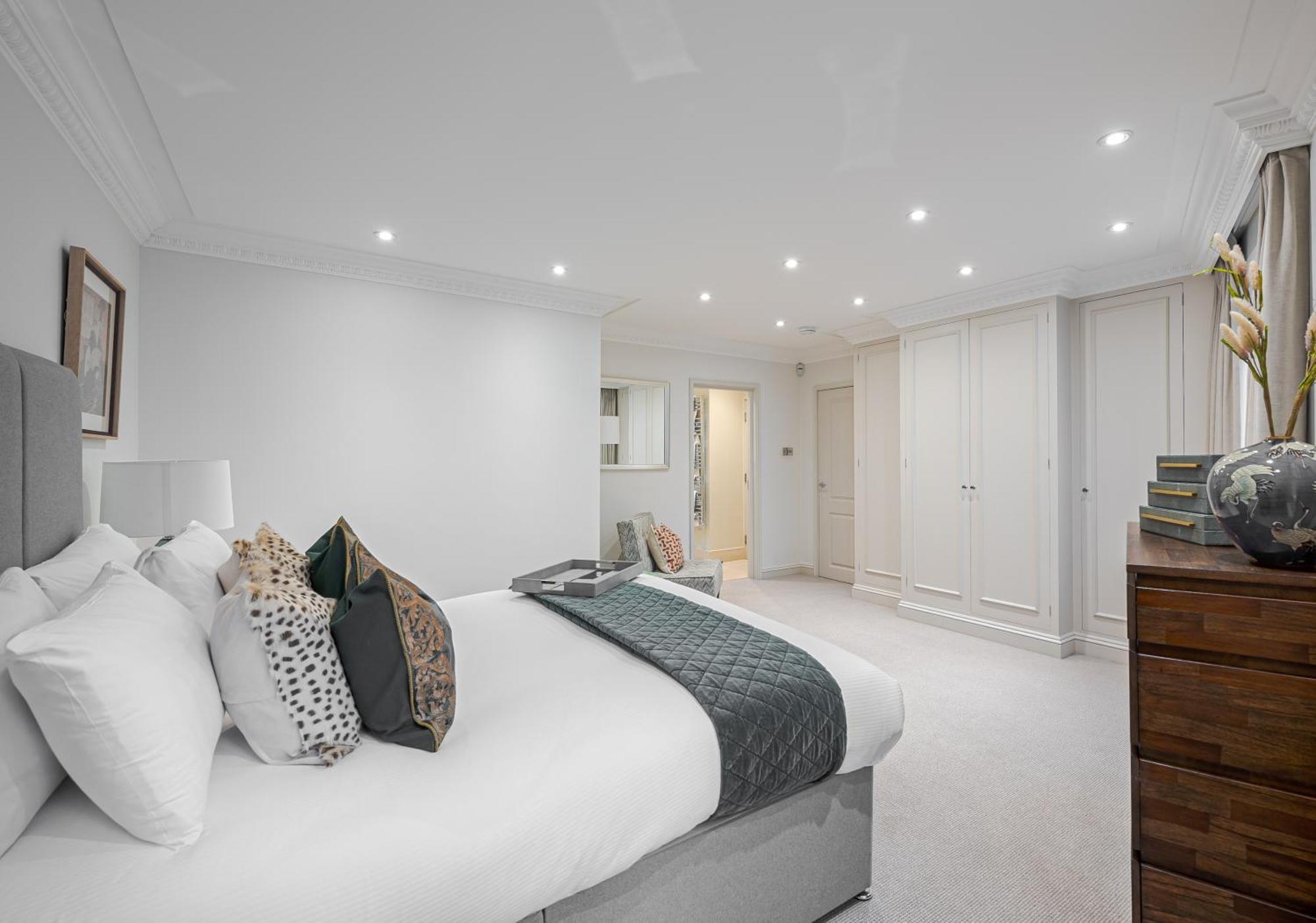 Modern 3 Bedroom Luxury House With Garage In Central London Eksteriør billede
